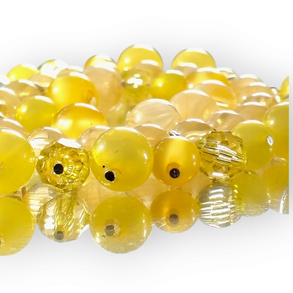 Yellow Beaded Bracelet - Picture 5 of 7